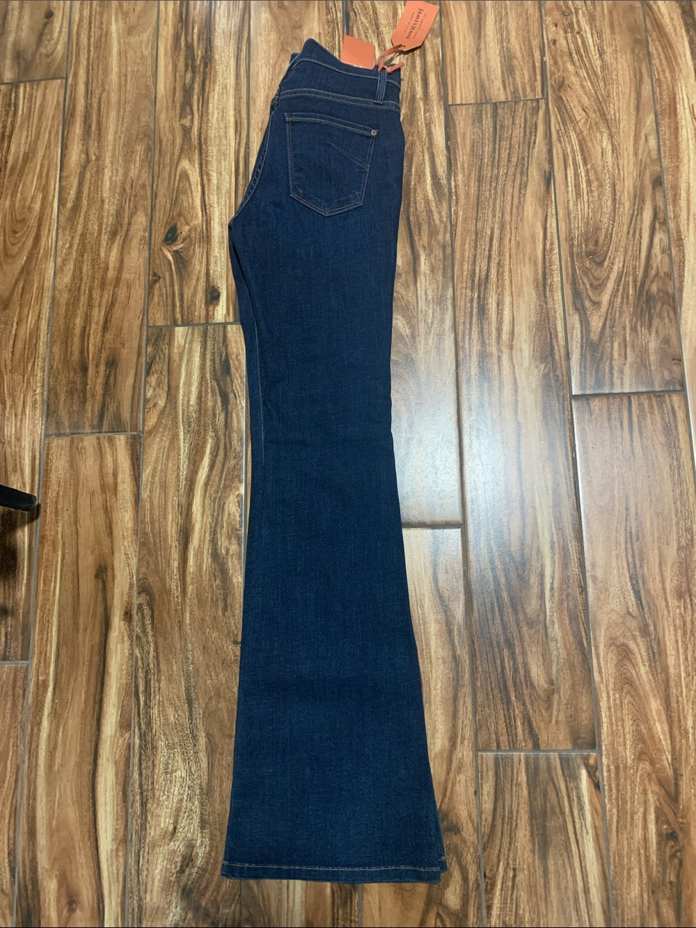 James Jeans Bella Flare Jeans | Sz 28 - new with tags